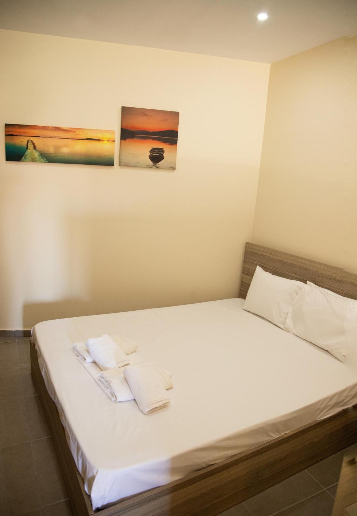 Sunset Inn Кріопігі Номер фото